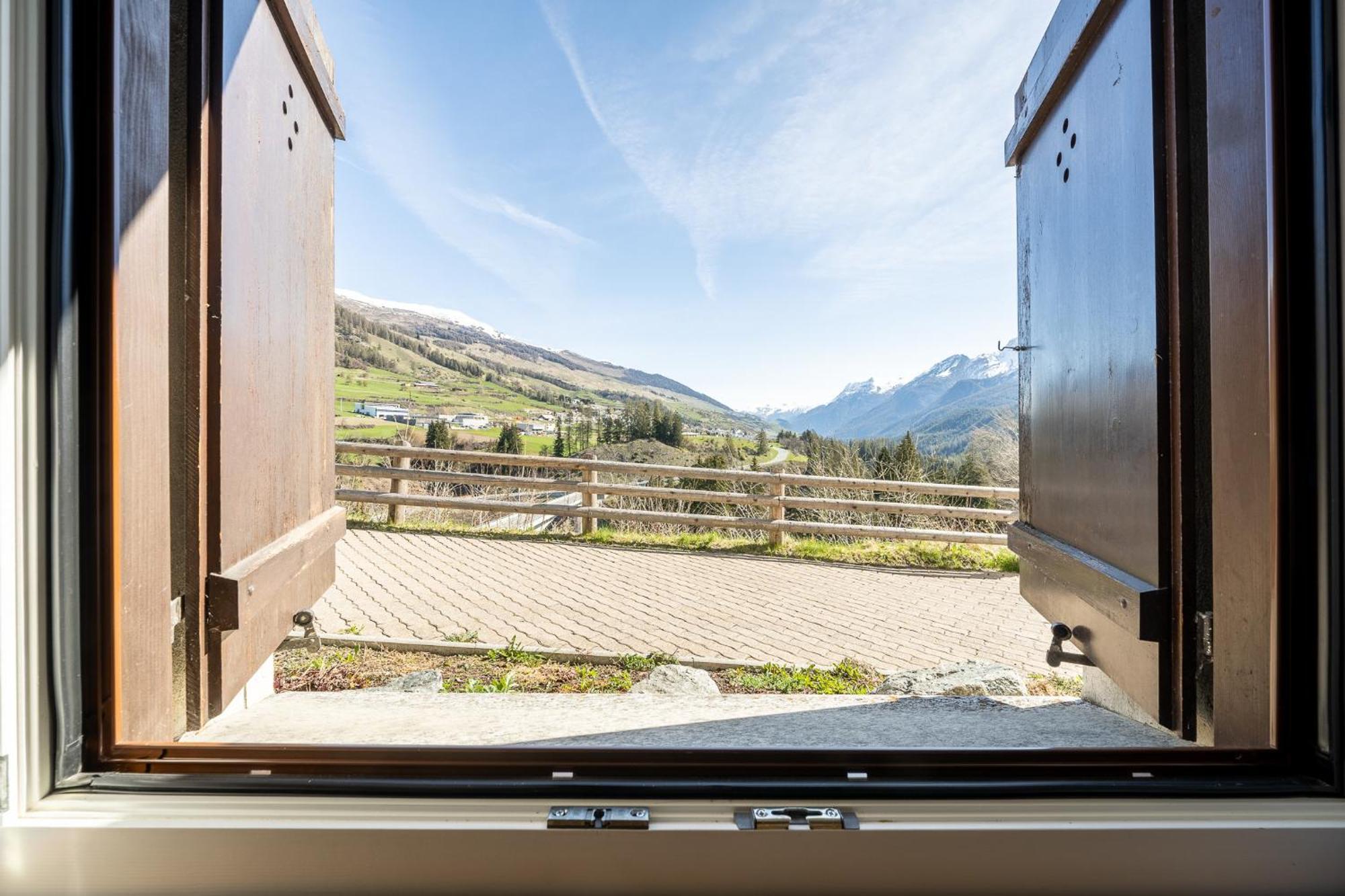 Vulpera 8001 Gemuetliche 2,5-Zimmer-Wohnung Mit Wunderschoenem Ausblick Richtung Scuol מראה חיצוני תמונה